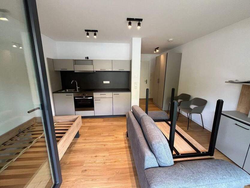 Klein aber fein! Möblierte 1-Zimmer-Wohnung mit Terrasse!