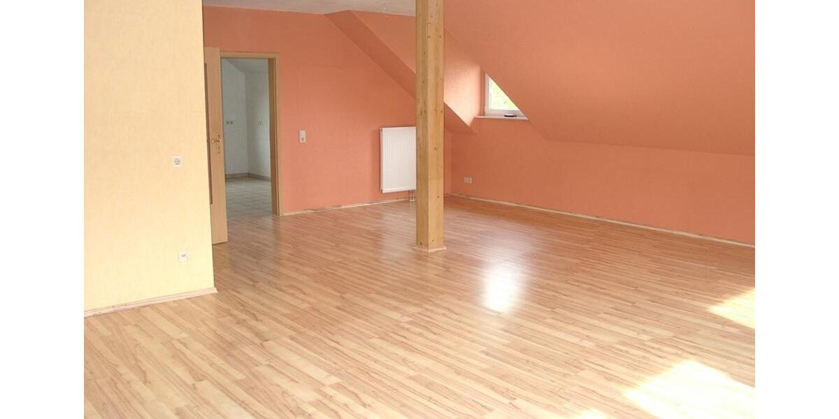 Etagenwohnung Gedern - 4 Zimmer, 107 m&sup2;, 685&euro; | Angebot:26702640