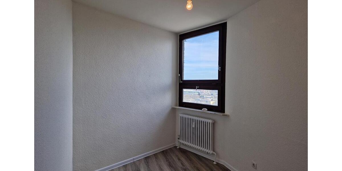 Etagenwohnung Mannheim Käfertal - 4 Zimmer, 101 m&sup2;, 1.047&euro; | Angebot:24533254