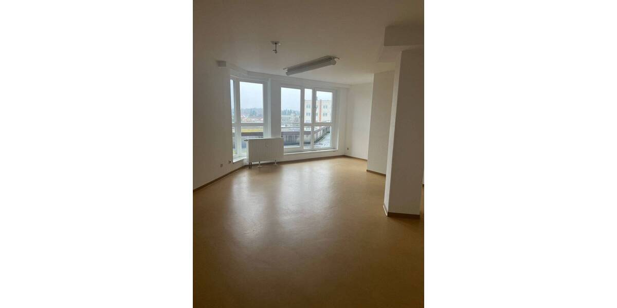 Gewerbeobjekt Saarlouis Roden - 1 Zimmer, 24 m&sup2;, 285&euro; | Angebot:26833732