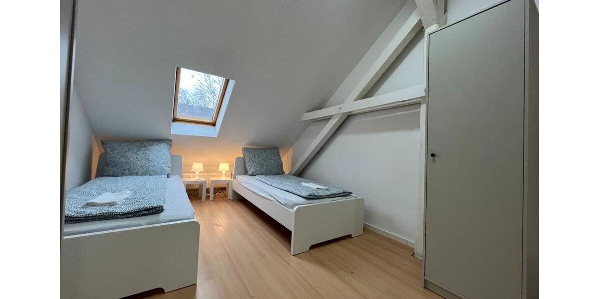 Wohnen auf Zeit Gronau (Westfahlen) - 10 Zimmer, 200 m&sup2;, 15&euro; | Angebot:22558930