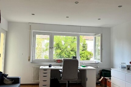 Gemütliches Zimmer in Frauen-WG - Zimmer Karlsruhe Mühlburg | Angebot:27009734