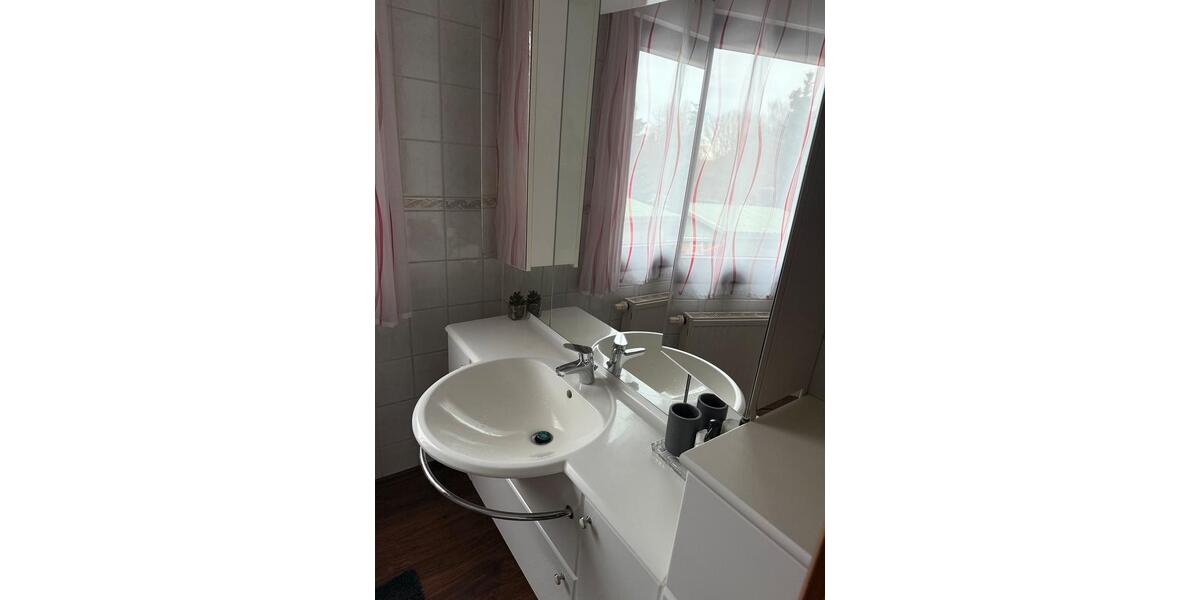 Wohnen auf Zeit Gägelow - 5 Zimmer, 120 m&sup2;, 15&euro; | Angebot:25650032