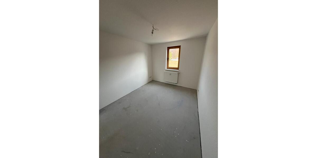 Etagenwohnung Schleusingen - 2 Zimmer, 48 m&sup2;, 500&euro; | Angebot:25865400