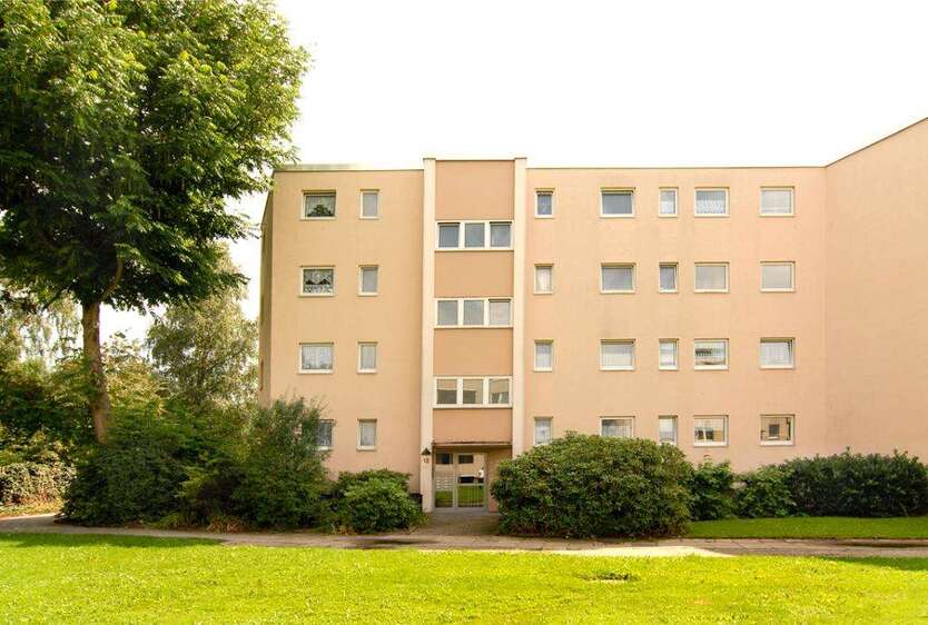 Wohnung zum Mieten in Krefeld 700 € 84.9 m² 4 zimmer