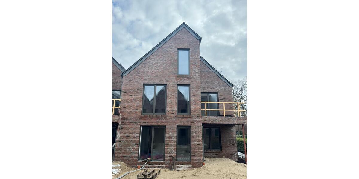 Etagenwohnung Edewecht - 3 Zimmer, 107 m&sup2;, 1.500&euro; | Angebot:24993877