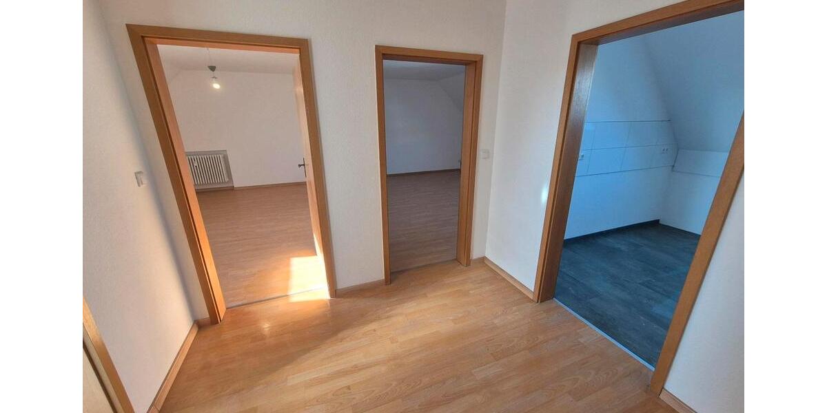 Dachgeschoßwohnung Haßfurt - 1 Zimmer, 65 m&sup2;, 645&euro; | Angebot:26000188