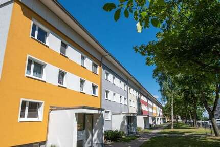 Wohnung zum Mieten in Magdeburg 360 € 51.88 m²