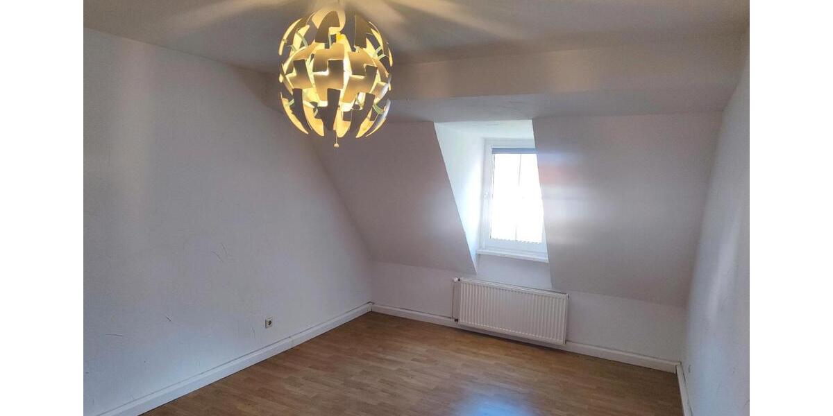 hübsche 2 Raumwohnung mit Wanne zimmer