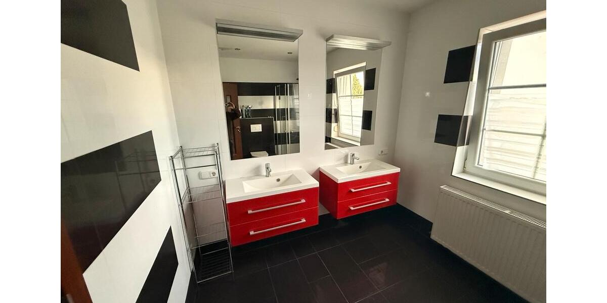 Einfamilienhaus Meisenheim - 4 Zimmer, 100 m&sup2;, 800&euro; | Angebot:26701832