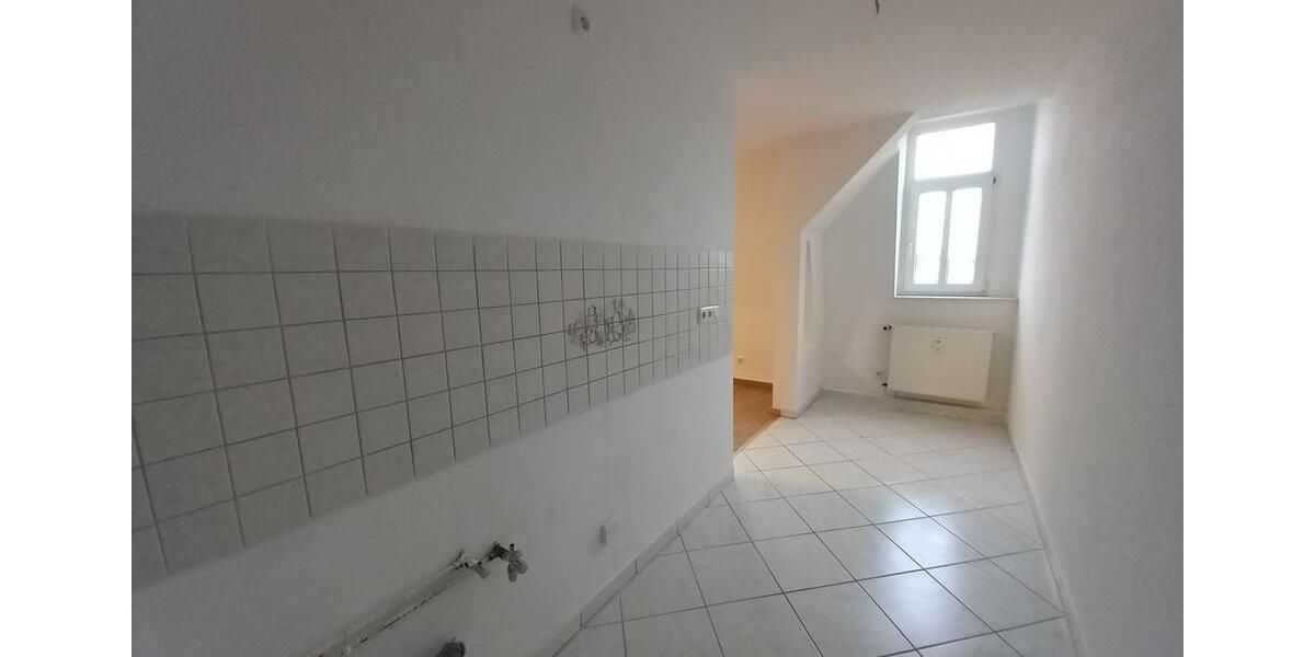 Dachgeschoßwohnung Crimmitschau - 3 Zimmer, 56 m&sup2;, 320&euro; | Angebot:20747048