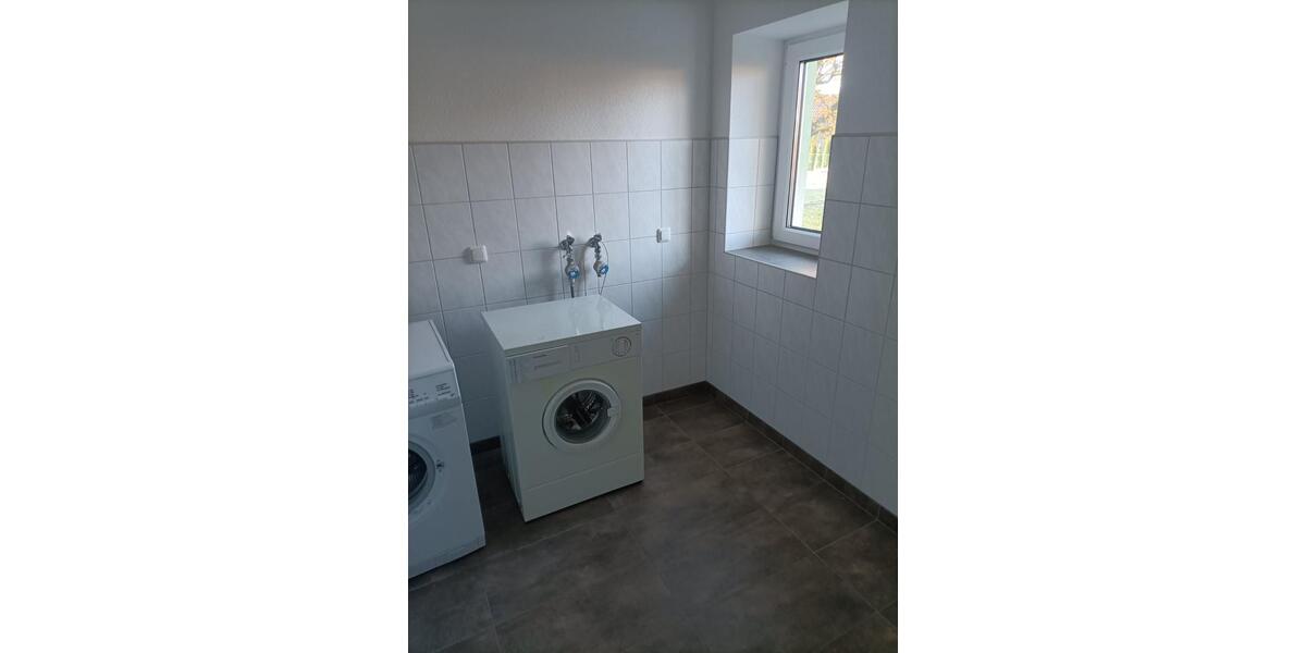 Hochparterre Lauta - 1.5 Zimmer, 38 m&sup2;, 360&euro; | Angebot:24700877