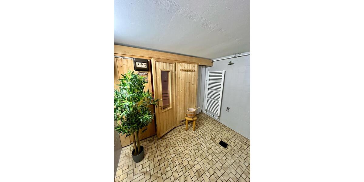 Wohnhaus mit 6 Schlafplätze NUR zur Zwischenmiete 5 zimmer