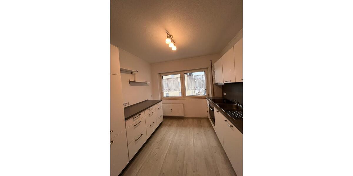 Etagenwohnung Heroldsberg - 3 Zimmer, 80 m&sup2;, 980&euro; | Angebot:24346118