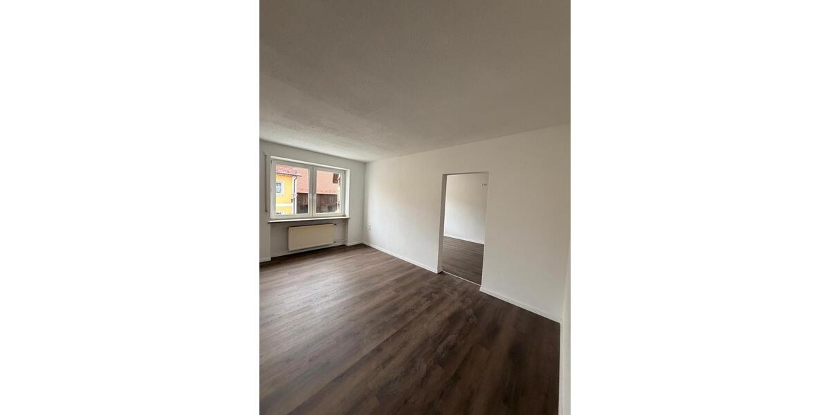 Etagenwohnung Bruck in der Oberpfalz - 2 Zimmer, 84 m&sup2;, 718&euro; | Angebot:26293172