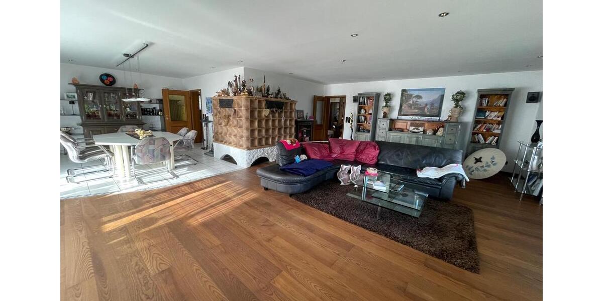 Erdgeschoßwohnung Schnaittach - 4 Zimmer, 166 m&sup2;, 1.400&euro; | Angebot:25283579