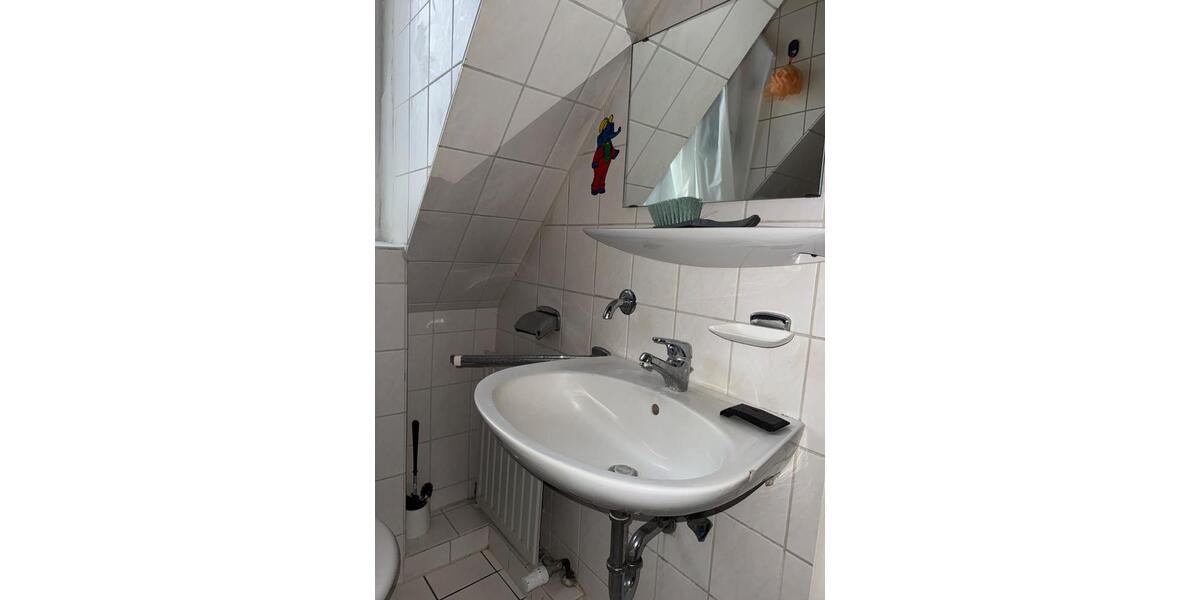 Dachgeschoßwohnung Straubing - 3 Zimmer, 48 m&sup2;, 670&euro; | Angebot:24548736