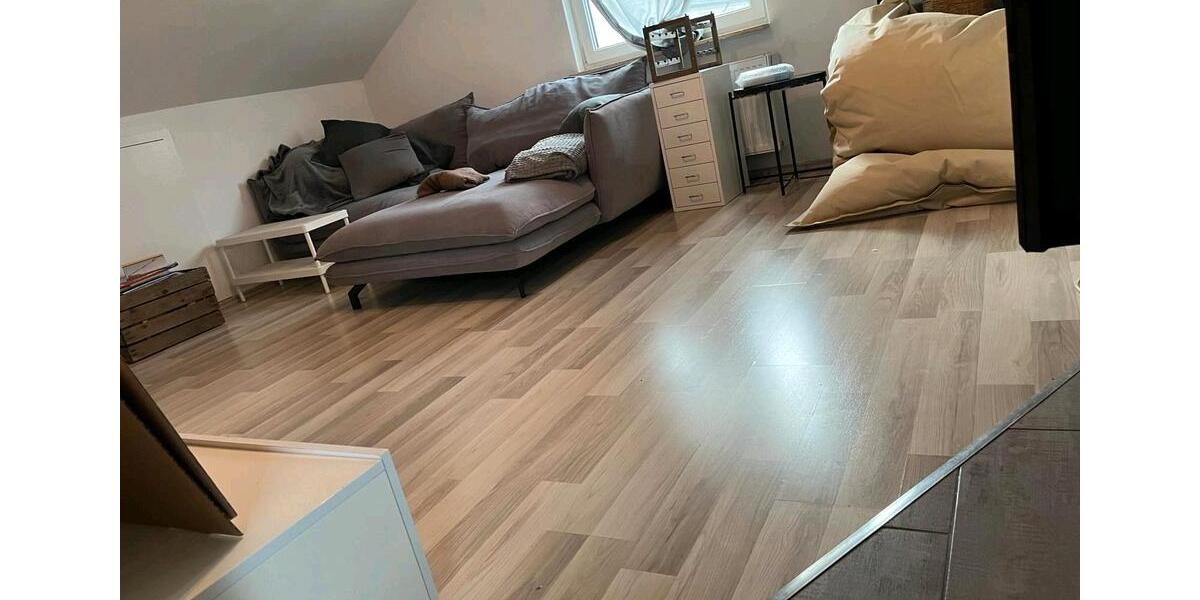 Dachgeschoss Wohnung 2 zimmer