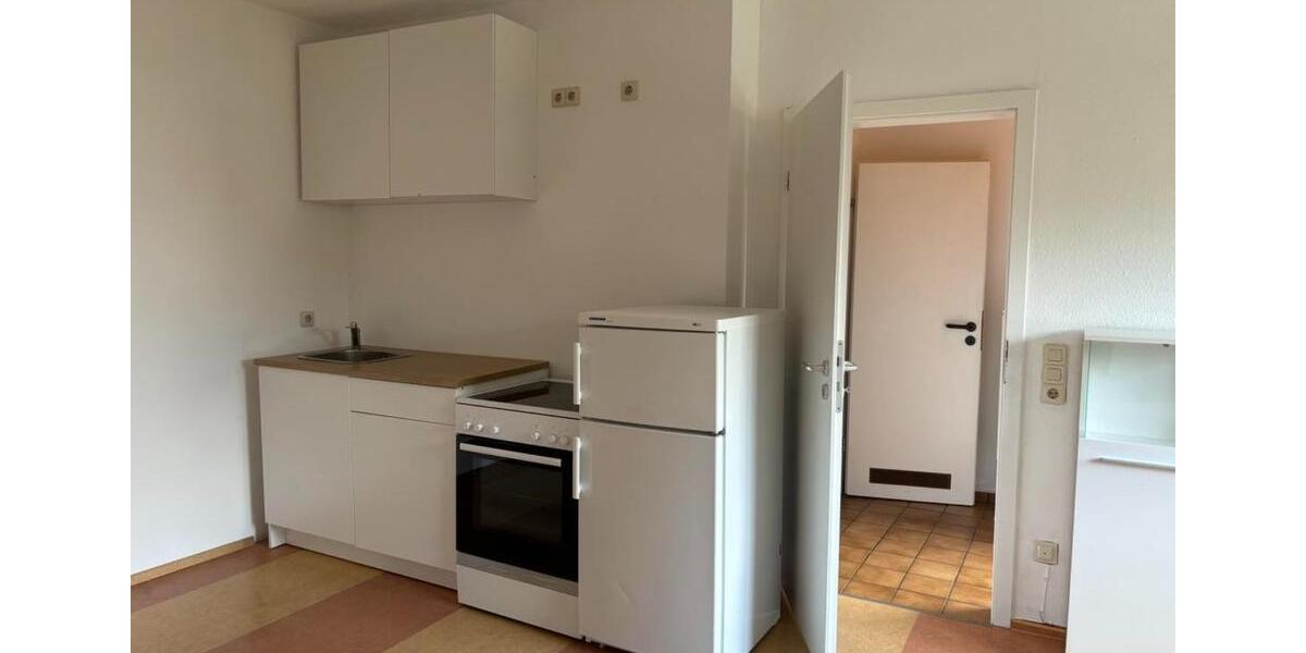 Etagenwohnung Kronach - 1 Zimmer, 27 m&sup2;, 350&euro; | Angebot:25351672