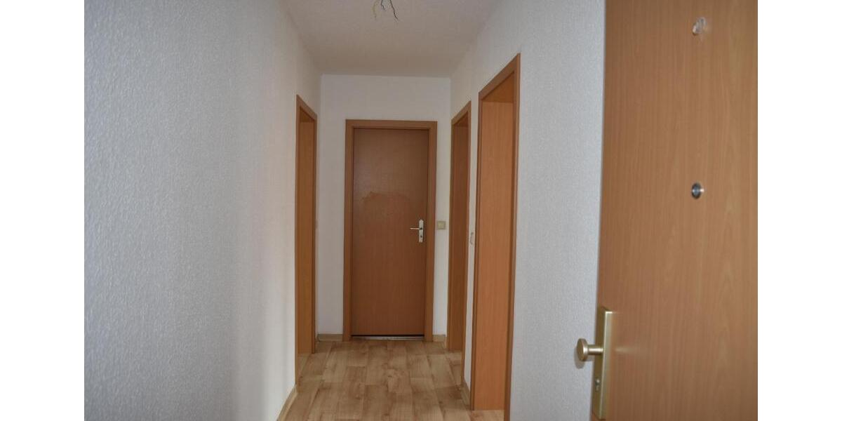 Etagenwohnung Staßfurt - 3 Zimmer, 62 m&sup2;, 382&euro; | Angebot:25321034