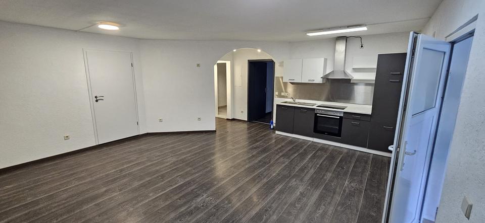 Erdgeschoßwohnung Buchen (Odenwald) - 3 Zimmer, 80 m&sup2;, 1.100&euro; | Angebot:25294163