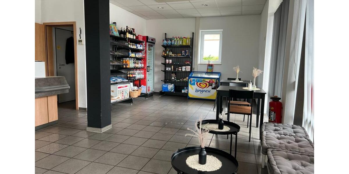Top-Lage: Gewerbefläche für Laden des täglichen Bedarfs zimmer