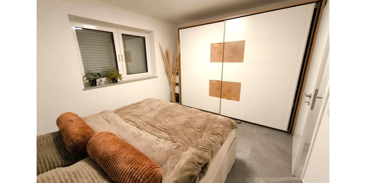 Schöne 2 Zimmer Wohnung mit Dachterrasse und Keller 2 zimmer