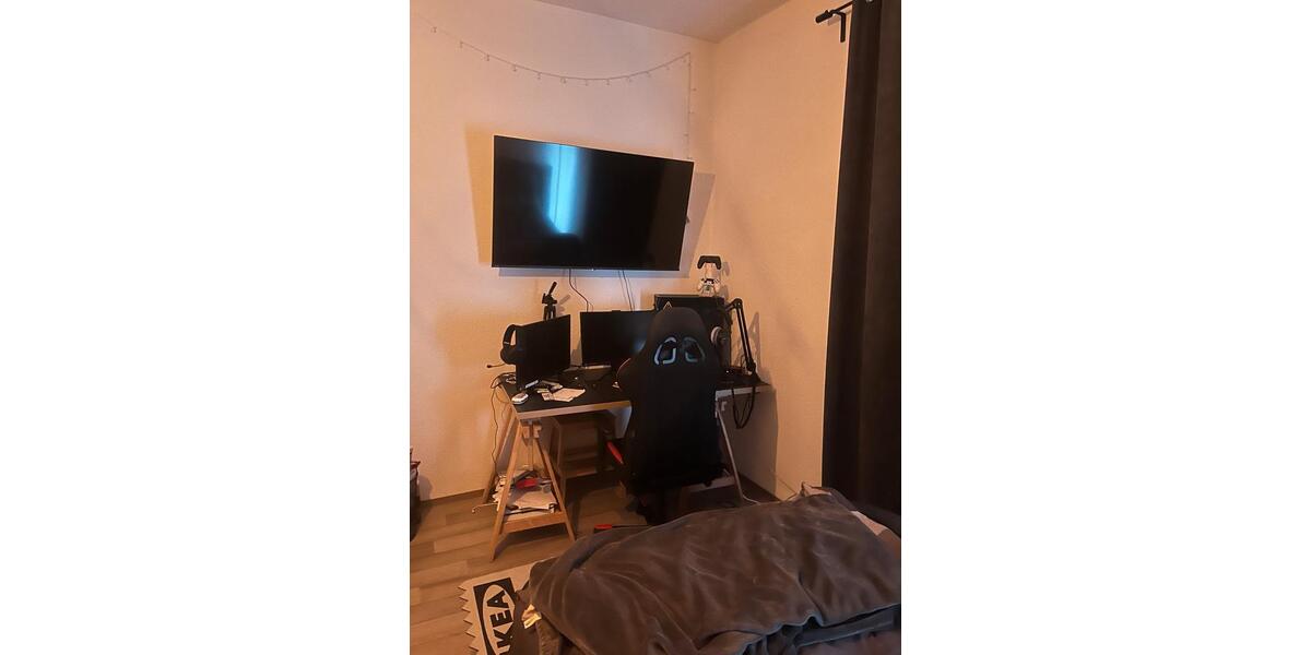 Erdgeschoßwohnung Ilmenau - 3 Zimmer, 72 m&sup2;, 281&euro; | Angebot:25789908