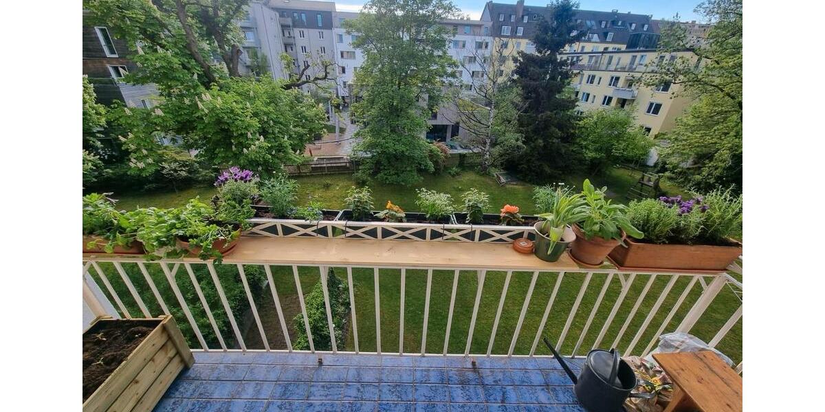 Etagenwohnung München Schwabing-Freimann - 4 Zimmer, 130 m&sup2;, 3.100&euro; | Angebot:25823288
