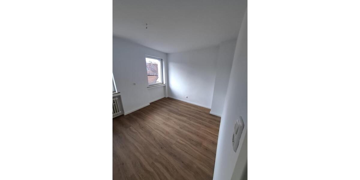 Etagenwohnung Erbach - 3 Zimmer, 81 m&sup2;, 895&euro; | Angebot:26236803