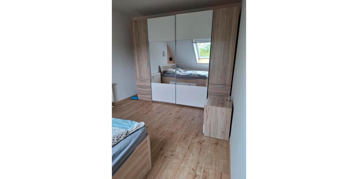 Dachgeschoßwohnung Kirchberg - 3 Zimmer, 65 m&sup2;, 680&euro; | Angebot:26636810