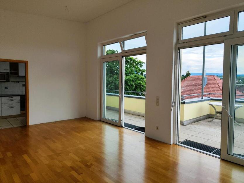 Exklusive Dachgeschoßwohnung in KirchheimTeck in