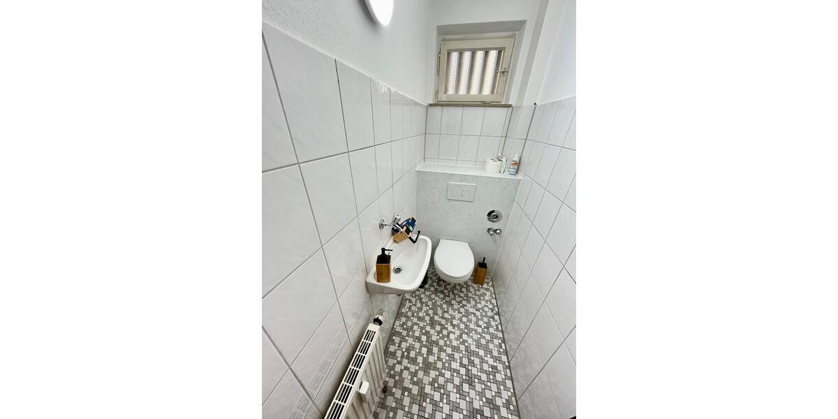 Wohnen auf Zeit Fellbach - 3 Zimmer, 72 m&sup2;, 480&euro; | Angebot:25051521