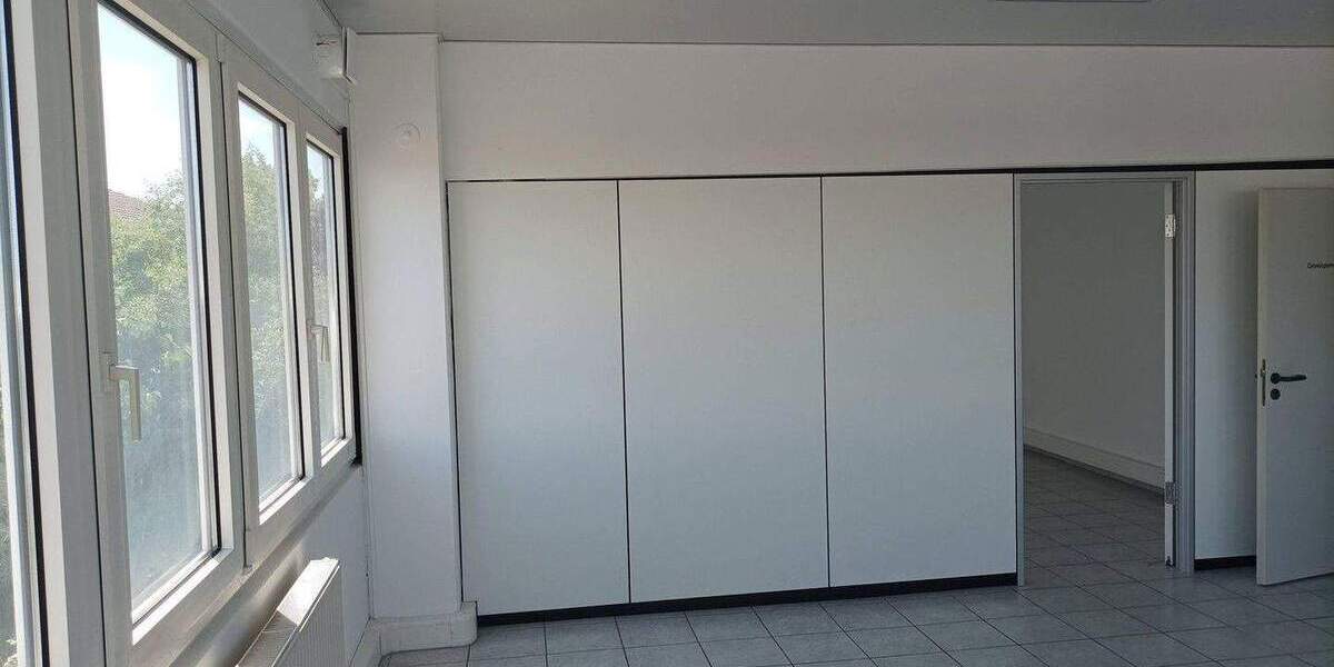 Gewerbehalle 624qm Büro 247qm zur Miete in 91126 Rednitzhembach zimmer