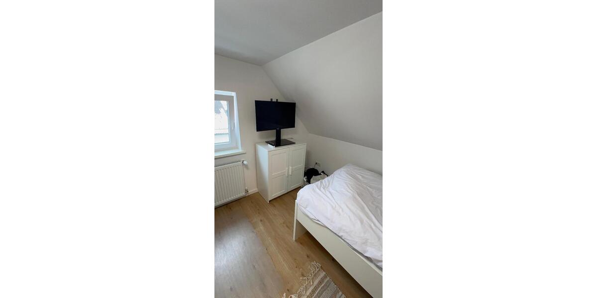 Dachgeschoßwohnung Pfarrkirchen - 1 Zimmer, 33 m&sup2;, 440&euro; | Angebot:24704550