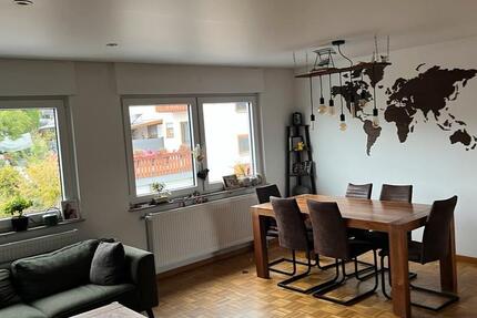 Wohnung Püttlingen - 4 Zimmer, 95 m&sup2;, 950&euro; | Angebot:27704393