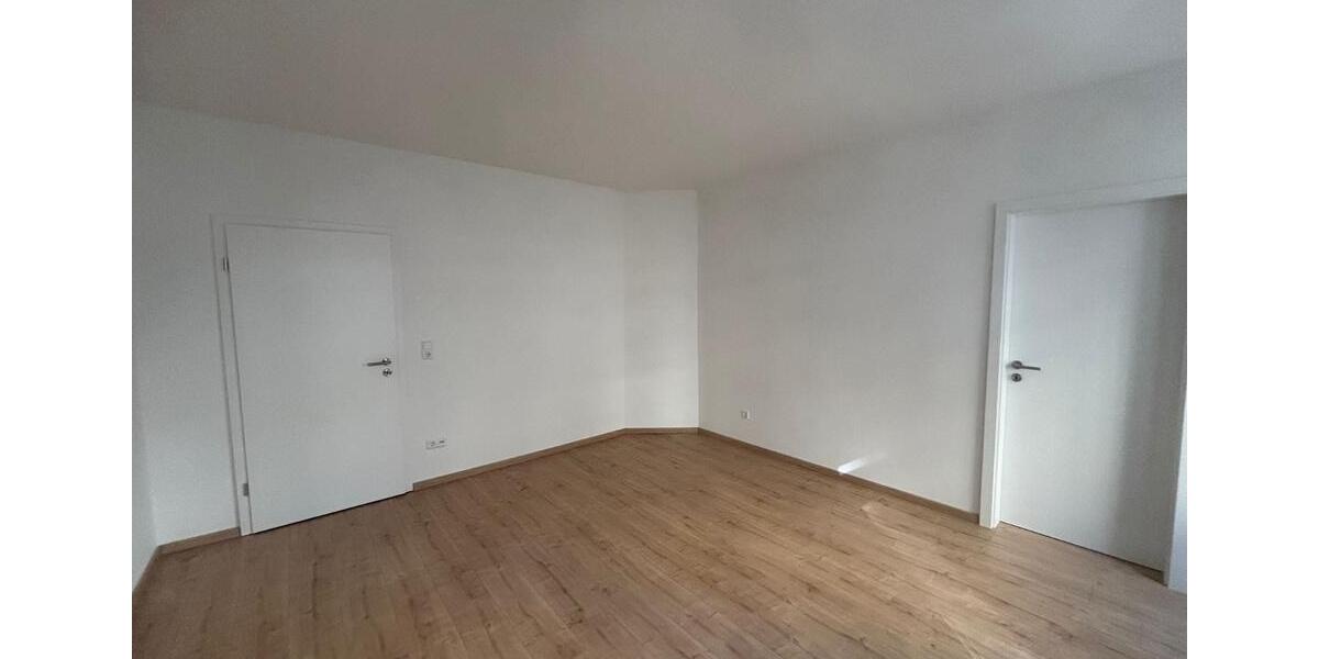 Erdgeschoßwohnung Leipzig Altwest - 2.5 Zimmer, 64 m&sup2;, 650&euro; | Angebot:25234624