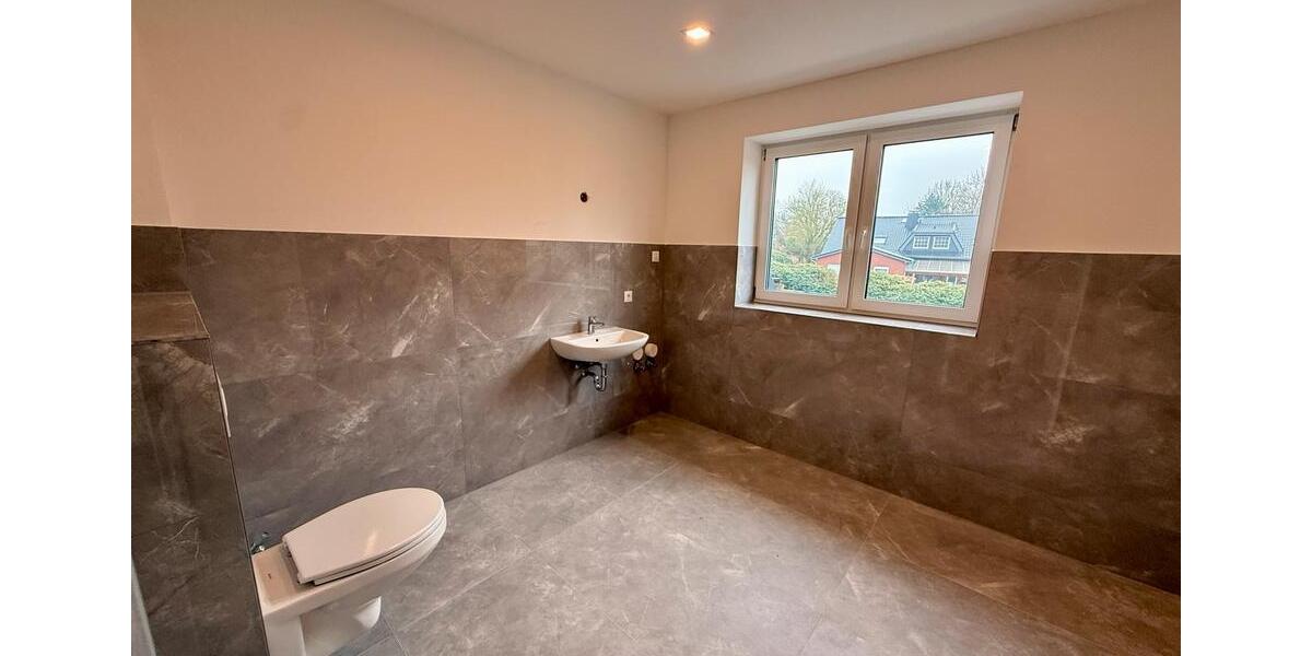 Dachgeschoßwohnung Loxstedt - 2.5 Zimmer, 94 m&sup2;, 1.025&euro; | Angebot:26014276