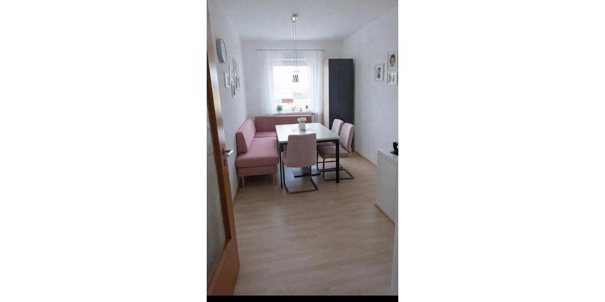 Etagenwohnung Deggendorf - 3 Zimmer, 75 m&sup2;, 890&euro; | Angebot:26528753