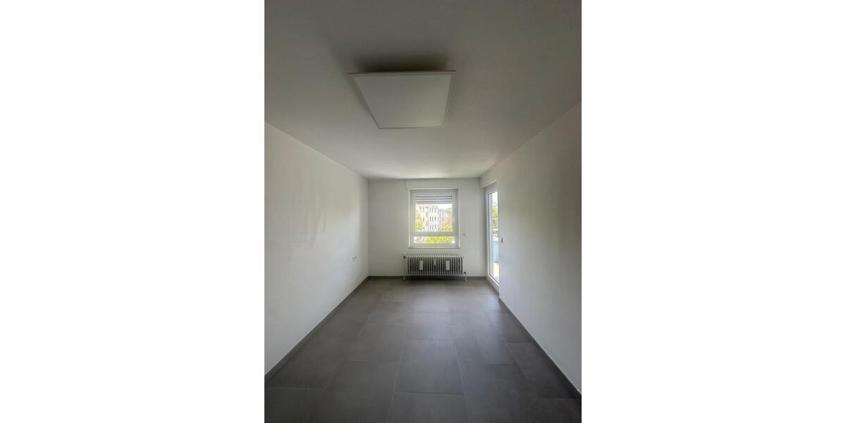 Etagenwohnung Leonberg - 2.5 Zimmer, 64 m&sup2;, 1.130&euro; | Angebot:26705299