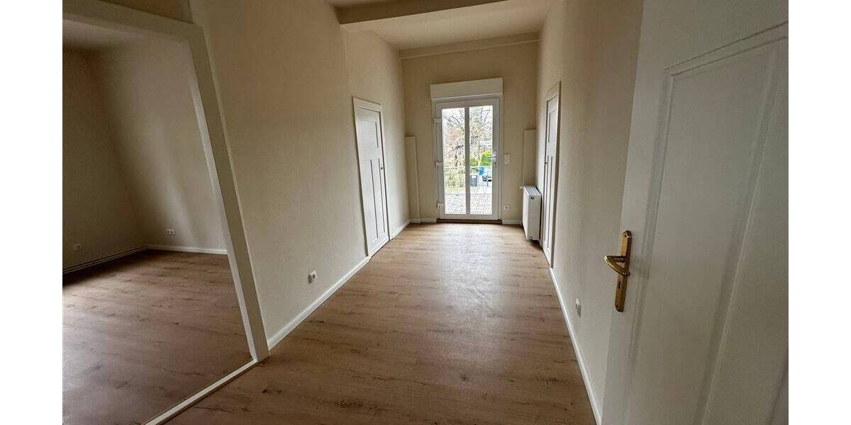Einfamilienhaus Schulzendorf - 7 Zimmer, 146 m&sup2;, 1.900&euro; | Angebot:26079048