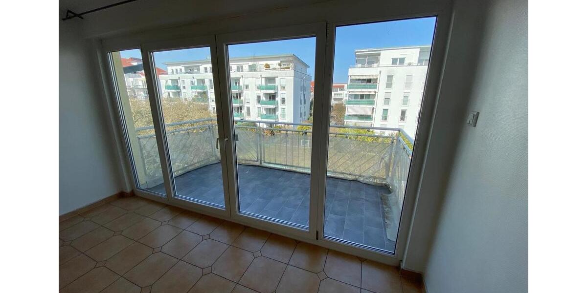 Dachgeschoßwohnung Mörfelden-Walldorf Walldorf - 3 Zimmer, 84 m&sup2;, 1.550&euro; | Angebot:25449482