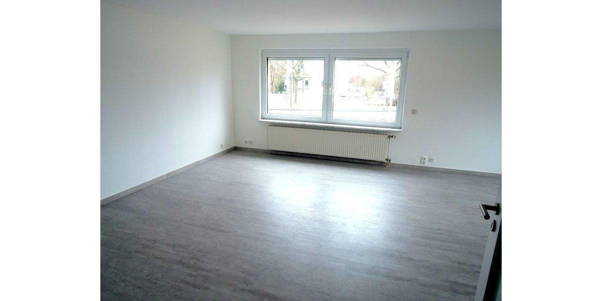 Top gepflegte und helle Etagenwohnung mit Einbauküche, Balkon und Gartennutzung nahe der Innenstadt 3 zimmer