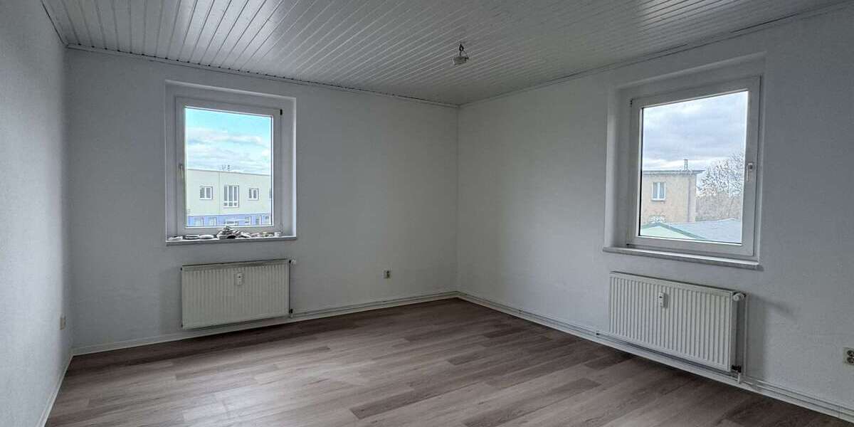 Etagenwohnung Pasewalk - 3 Zimmer, 71 m&sup2;, 564&euro; | Angebot:25143301