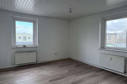 Wohnung Pasewalk - 3 Zimmer, 71 m&sup2;, 564&euro; | Angebot:25143301