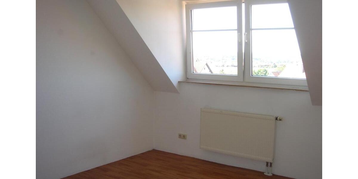 Etagenwohnung Bad Neustadt an der Saale - 3.5 Zimmer, 93 m&sup2;, 950&euro; | Angebot:22052287
