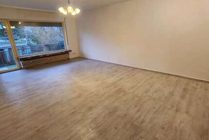 Wohnung Kassel Wolfsanger-Hasenhecke - 2 Zimmer, 79 m&sup2;, 545&euro; | Angebot:25380870