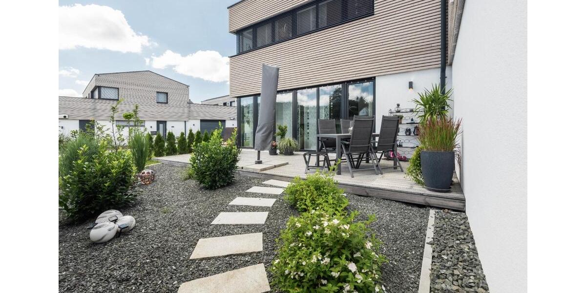 Erdgeschoßwohnung Oberviechtach - 3 Zimmer, 86 m&sup2;, 800&euro; | Angebot:26251523