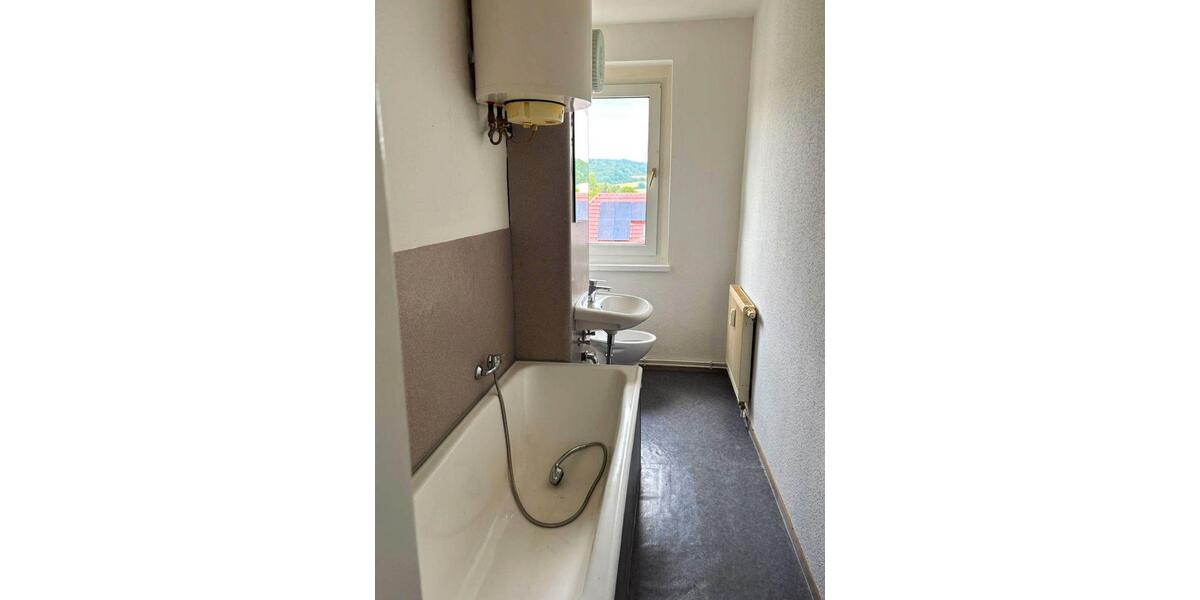 Etagenwohnung Sangerhausen - 1 Zimmer, 32 m&sup2;, 180&euro; | Angebot:26566184