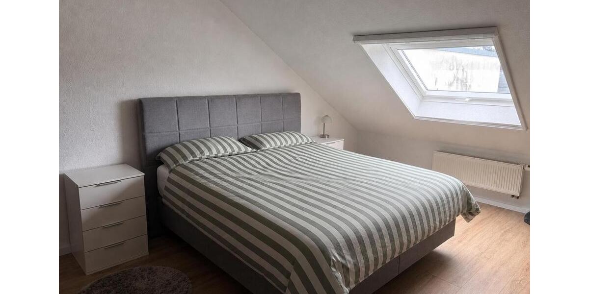 Maisonettenwohnung Düren Distelrath - 2 Zimmer, 110 m&sup2;, 1.210&euro; | Angebot:26548419